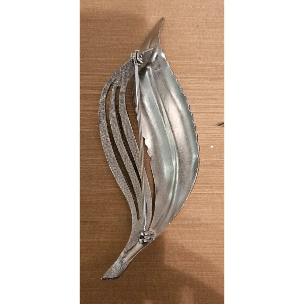 Vintage Silver Tone Large Leaf Textured Brooch Pin Fall‎ Jewelry